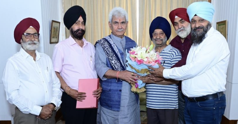 District Gurdwara Parbandhak Committee Srinagar Delegation calls on Lt Governor