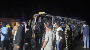 25 people charred to death as bus catches fire on Samruddhi Mahamarg Expressway