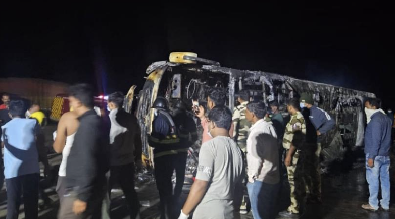 Maharashtra : 25 people charred to death as bus catches fire on Samruddhi Mahamarg Expressway