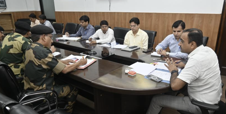 Div Com reviews progress on Land Acquisition cases of BSF