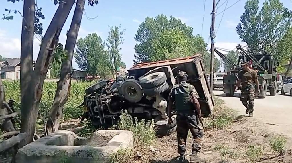 Traffic Cop Among 3 Killed In Road Accident In Srinagar