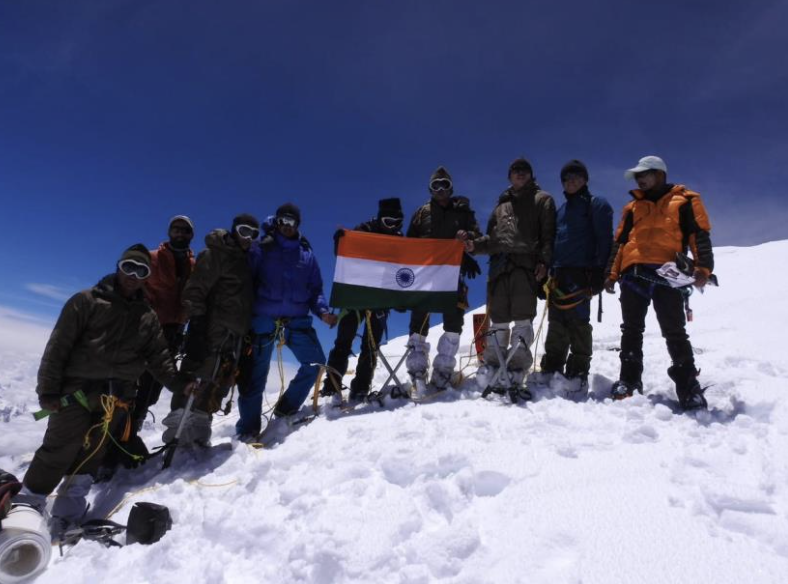 Army’s Dagger Division scales 7,077-metre high Mount Kun in record time : Kargil Vijay Diwas