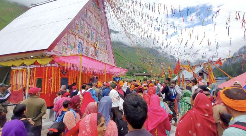 Machail Mata Yatra arrivals cross 9,000 Mark in 5 days