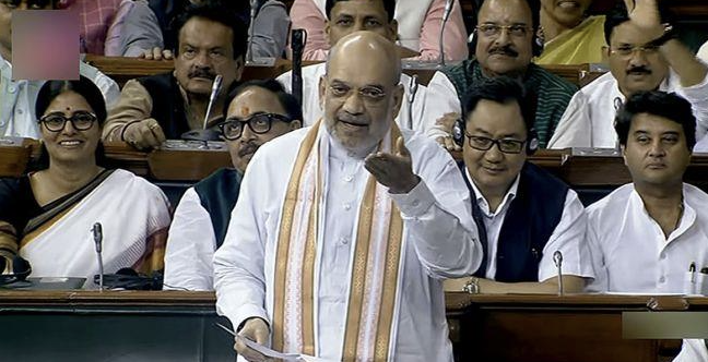 Congress gives privilege notice against Amit Shah in Lok Sabha