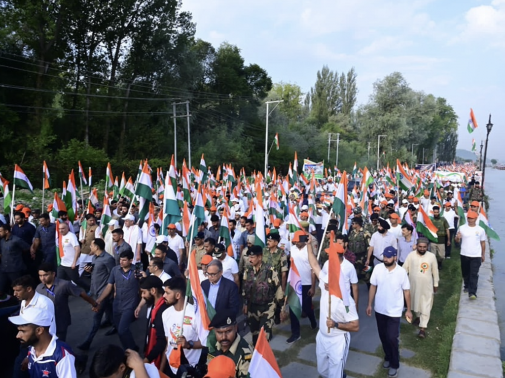 LG Sinha : Huge Participation In Tiranga Rally ‘Big Answer’ To Those Who Claimed None Would Pick Up Tri-Colour In Kashmir