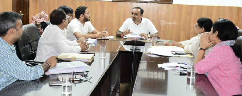 Div Com reviews land issues of Airport Expansion