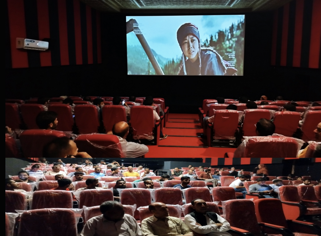 SRK movie ‘Jawan’ screened at Cinema Hall Handwara