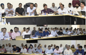 Div Com reviews progress of implementation of government schemes, development works in Jammu