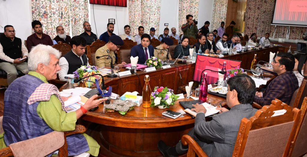 LG chairs District Review Meeting at Shopian