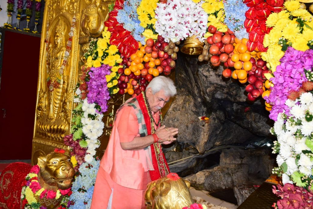 LG pays obeisance at Mata Vaishno Devi shrine; launches ‘live darshan’ facility