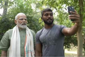 PM participates in Swachh Bharat campaign with Ankit who started 75-day challenge : Blending cleanliness with fitness