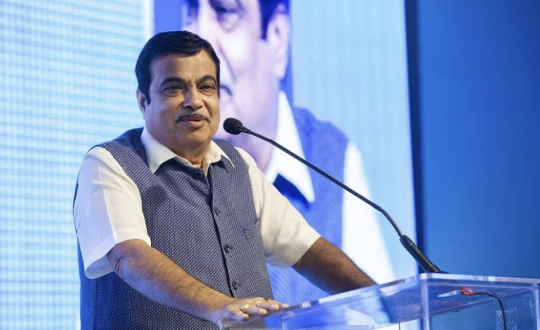 Gadkari approves standards for the construction of bus bodies