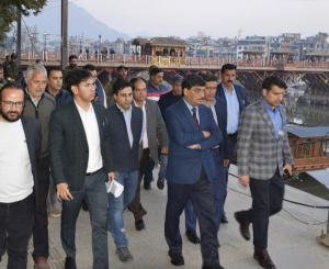 CS inspects execution of SSCL works along Dal & Jhelum