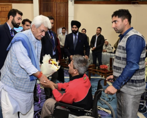 LG inaugurates 'Pensioners Sammelan' in Srinagar