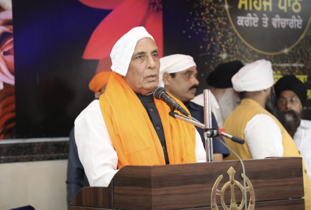 Sikh Community Has Done A Lot To Protect Sanatan Dharma: Rajnath