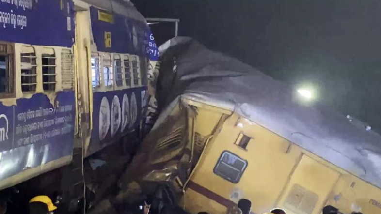13 dead, over 50 injured as 2 passenger trains collide in AP