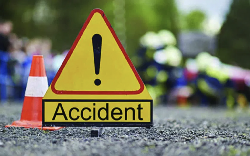 4 Killed, 10 Injured As Vehicle Falls Into Gorge In Kupwara