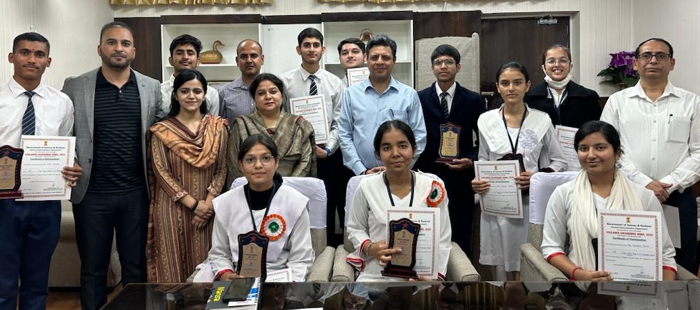 Awareness drive on corruption held at Civil Secretariat by students to mark Vigilance Awareness week 2023