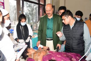 Deputy Commissioner Rajouri meets accident victims at GMC &AH