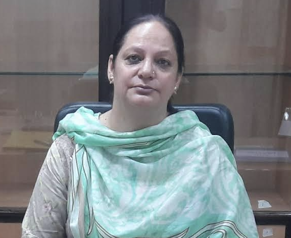 Dr Yasmeen Ashai gets 1yr extension as Director Colleges J&K