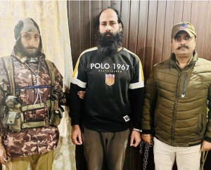 Notorious Absconder arrested in Rajouri