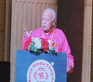  Connect with fellow Hindus and world; conquer hearts : Bhagwat