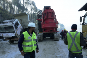 Parts Of Auger Machine Removed From Rubble | Silkyara Tunnel Collapse