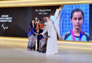 Sheetal Devi, 16 Yr Old Para Archery Champion, Wins Best Youth Athlete Of 2023 Honour At Asian Awards
