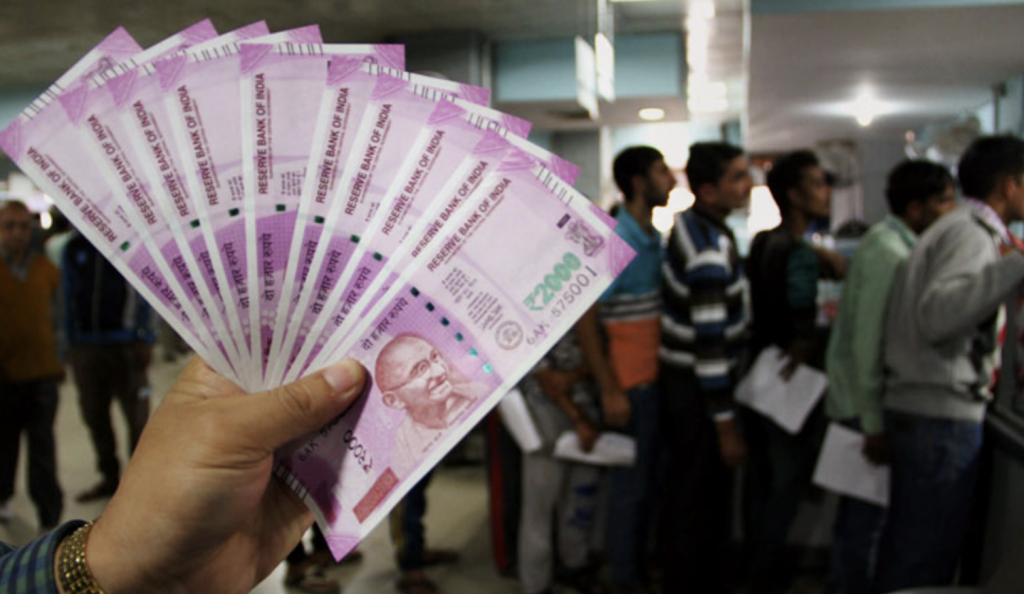 RBI says Rs 2,000 notes totalling Rs 9,760 cr still with public