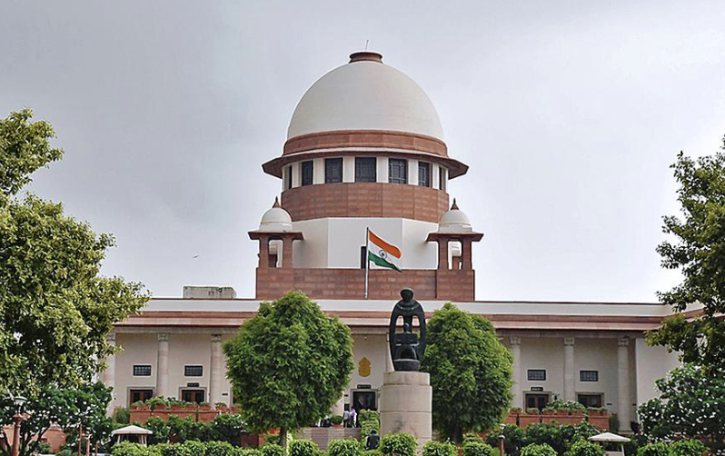 SC Notifies 5-Judge Bench For Reconsidering 2018 Verdict On Grant Of Stay By Courts