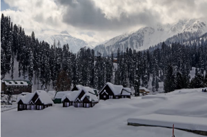  Amid cloud cover, slight improvement in cold wave conditions in Kashmir