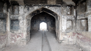 Centuries-old Masjid in Ganberbal crumbling, locals demand renovation