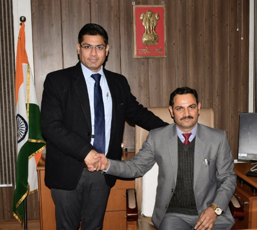 Om Prakash Bhagat takes over as DC Rajouri