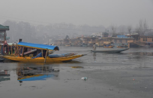  Temperature plunges further in Kashmir, Srinagar records minus 5.0°C