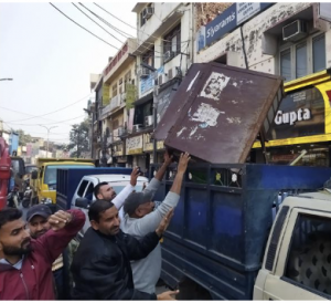 District admin Jammu conducts anti-encroachment drive at Canal Road