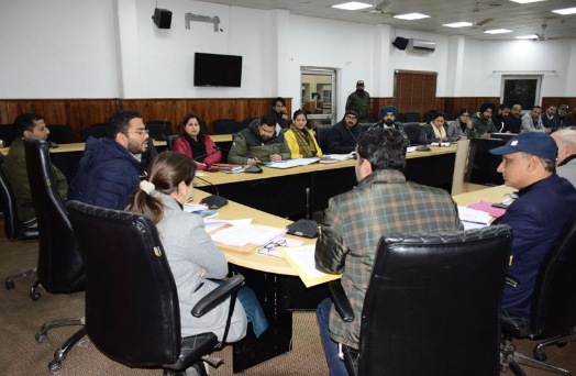 DM Jammu reviews digitisation of Jamabandis