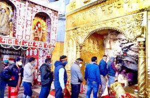 Old cave of Vaishno Devi Shrine to remain open for darshan twice a day