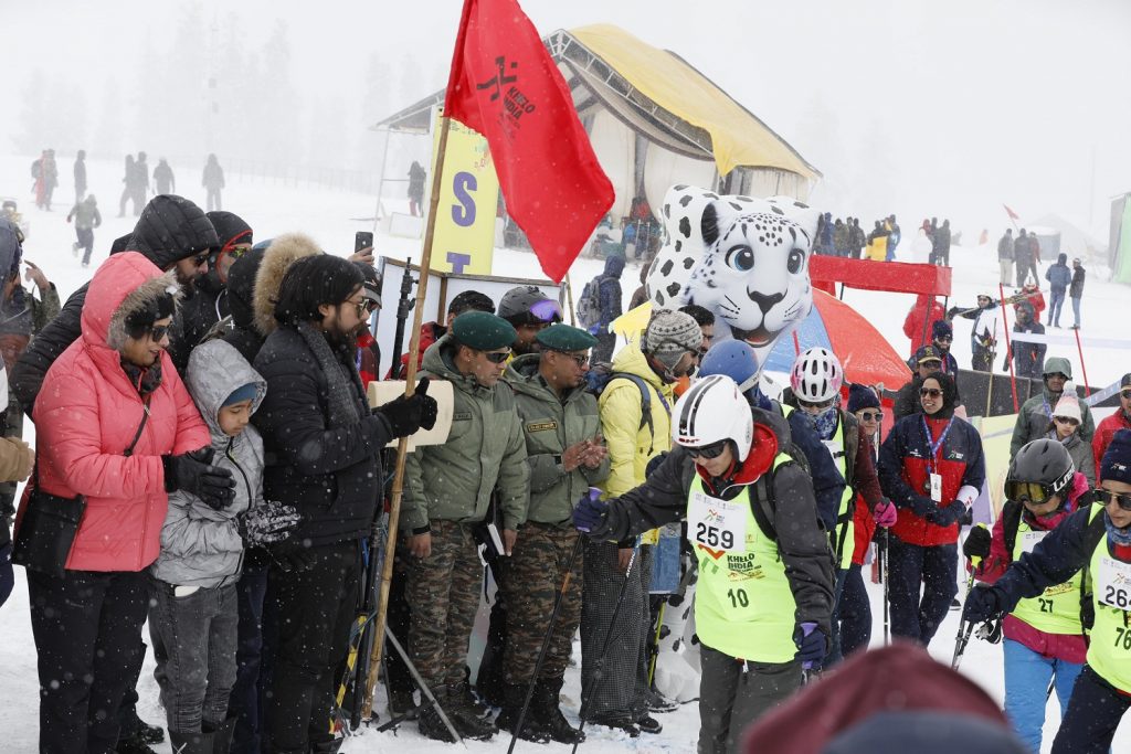 Nisith Pramanik flags off women’s mountain ski event