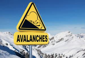 Amid Wet Weather Forecast, Avalanche Warning Issued For 8 J&K Districts