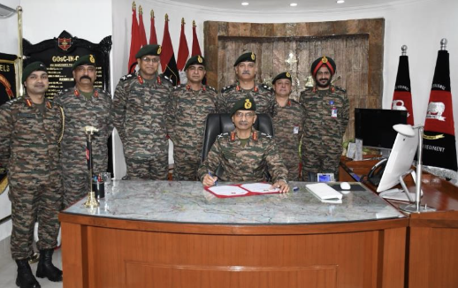 Lt Gen. M V Suchindra Kumar assumes charge of Army’s Northern Command