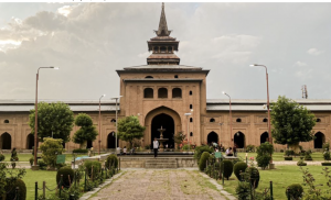 Friday prayers not allowed at Srinagar’s Jamia Masjid