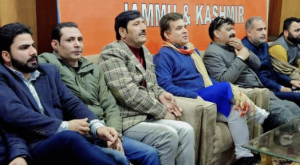 Ravinder Raina discusses election Strategy with BJP Workers in Kashmir
