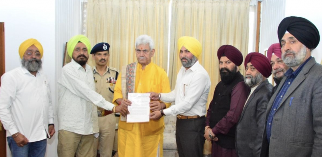 Chairman Sikh Coordination Committee J&K Calls On LG Sinha