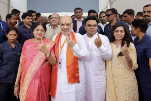  Home Minister Amit Shah casts his vote for third phase of Lok Sabha elections in Ahmedabad