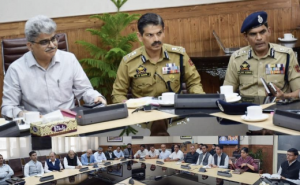 Chief Secretary holds open session with tourism players of J&K