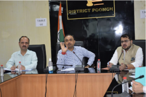 Div Com visits Poonch; Reviews preparedness for 6th phase of LS elections 2024