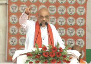 "Rahul Baba will not even cross 40 seats; Akhilesh not even 4": Amit Shah's poll prediction