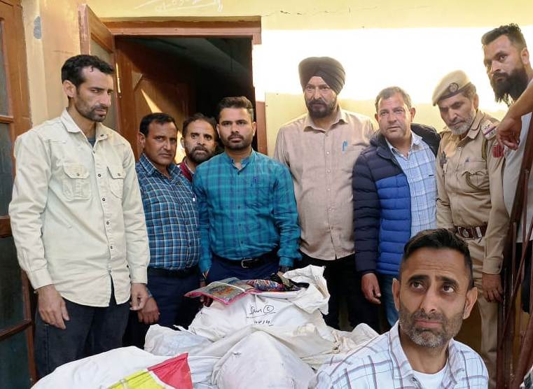 Authorities seize 3.63 quintals of banned polythene in Doda