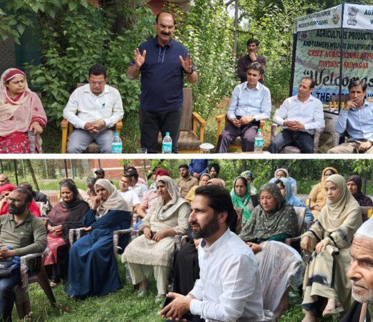 Agriculture Department Kashmir celebrates ‘World Bee Day’