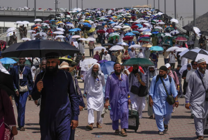 35 Pakistanis Among Over 900 Died During Haj In Saudi Arabia